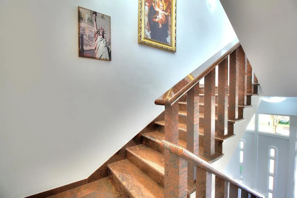 אומאג Apartments Riccardo קרואטיה