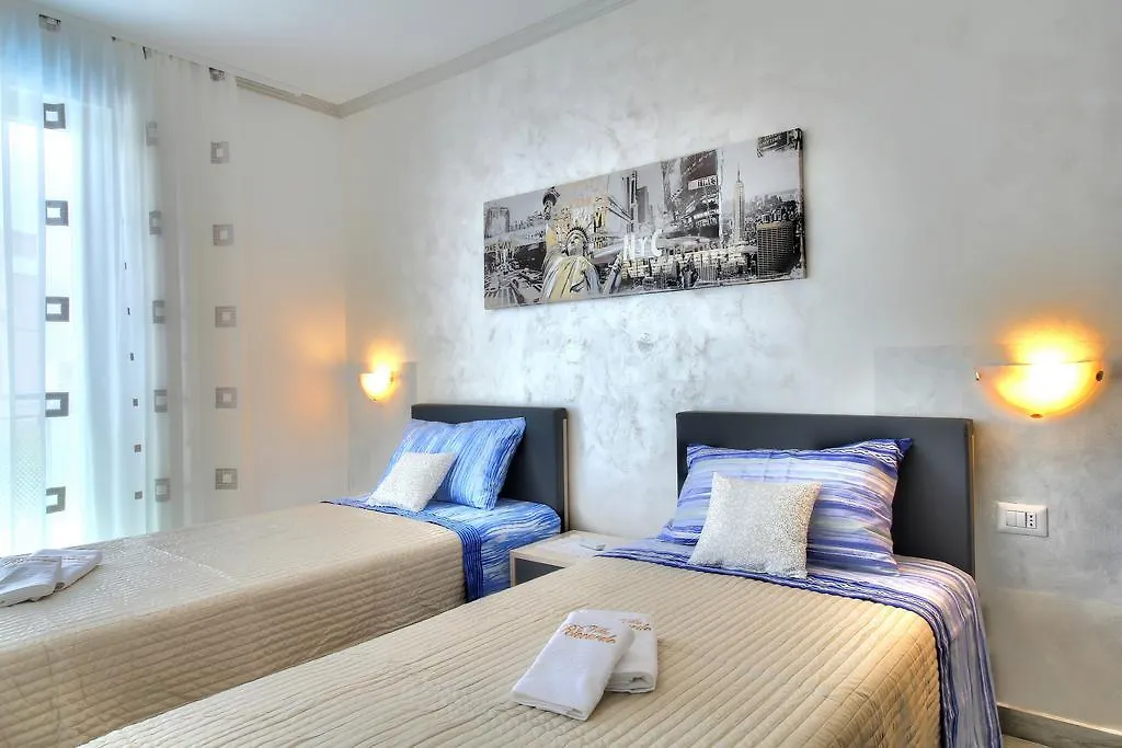 אומאג Apartments Riccardo