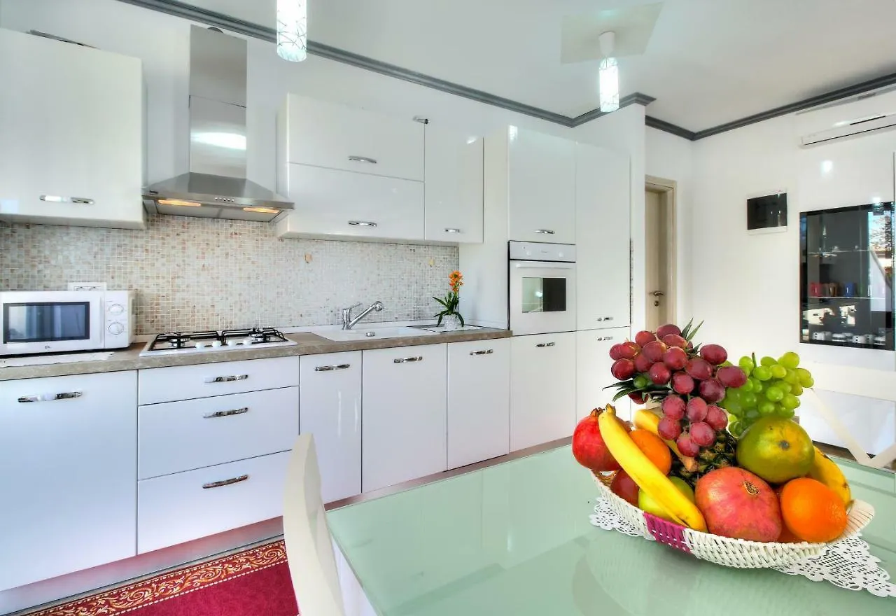 Apartments Riccardo Umag Croatia