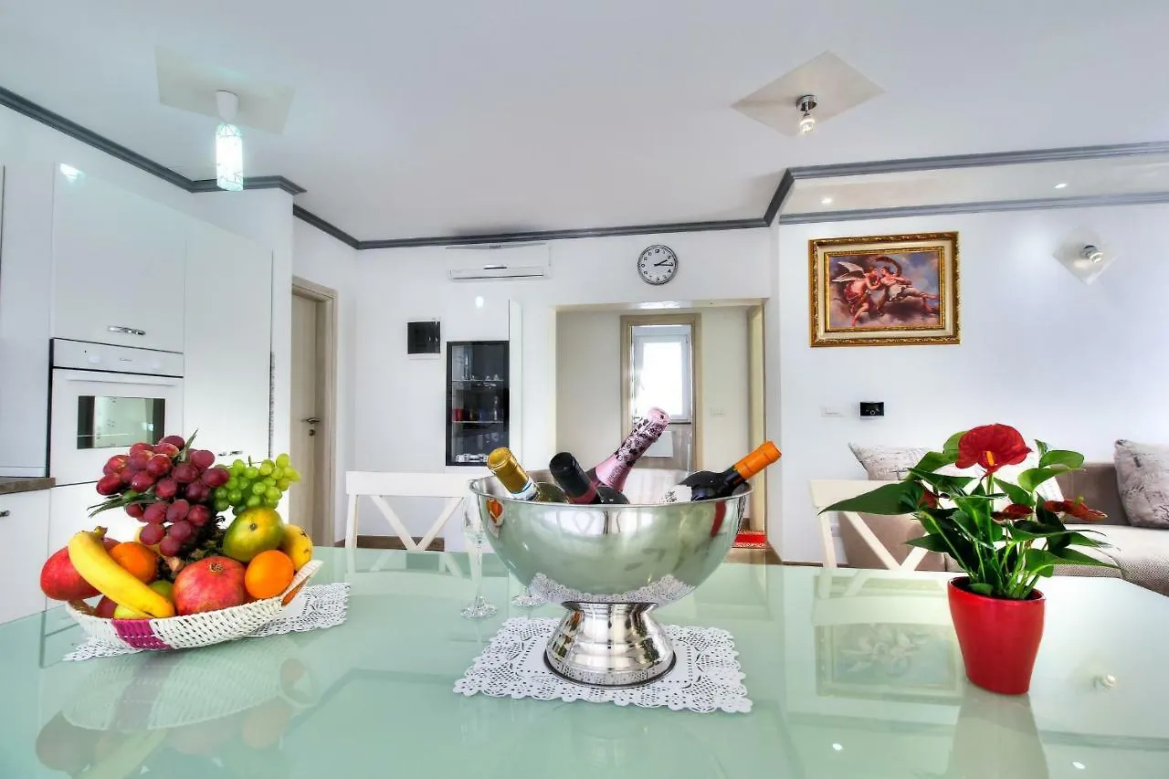 Apartments Riccardo Umag Croatia