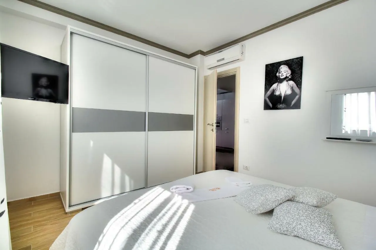 Apartments Riccardo Umag Croatia